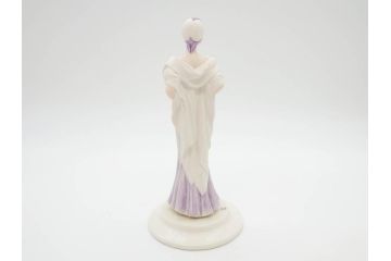 イタリア　カポディモンテ(Capodimonte)　サンドロ・マッジョーニ(Sandro Maggioni)　ドレスの柔らかな雰囲気が美しいフィギュリン(陶器人形、女性、置物、オブジェ)(R-081296)