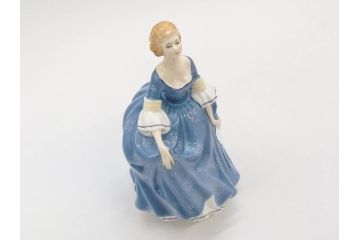 イギリス　Royal Doulton(ロイヤルドルトン)　Hilary(ヒラリー)　上品な雰囲気のフィギュリン(陶器人形、女性、貴婦人、置物、オブジェ)(R-081297)