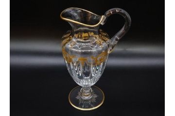 フランス　Baccarat　バカラ　金彩　気品あふれるピッチャー(ジャグ、水指し、ピッチャー、フルレッドクリスタルガラス)(R-081303)