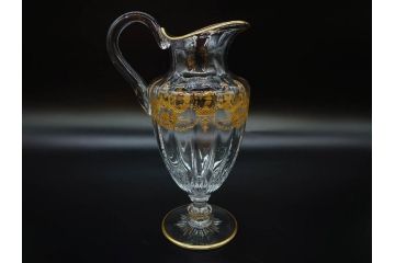 フランス　Baccarat　バカラ　金彩　気品あふれるピッチャー(ジャグ、水指し、ピッチャー、フルレッドクリスタルガラス)(R-081303)