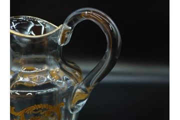 フランス　Baccarat　バカラ　金彩　気品あふれるピッチャー(ジャグ、水指し、ピッチャー、フルレッドクリスタルガラス)(R-081303)