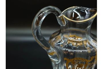 フランス　Baccarat　バカラ　金彩　気品あふれるピッチャー(ジャグ、水指し、ピッチャー、フルレッドクリスタルガラス)(R-081303)
