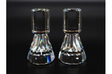 オーストリア　SWAROVSKI(スワロフスキー)　SILVER CRYSTAL(シルバー クリスタル)　チェスセット(チェス盤、駒、ピース、スワン印、ケース付き、外箱付き)(R-081304)