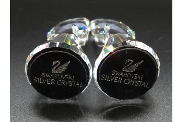 オーストリア　SWAROVSKI(スワロフスキー)　SILVER CRYSTAL(シルバー クリスタル)　チェスセット(チェス盤、駒、ピース、スワン印、ケース付き、外箱付き)(R-081304)
