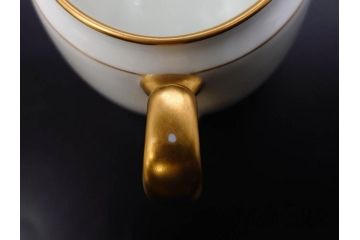 大倉陶園(OKURA、OAC)　オールド大倉　ゴールドライン　ティーカップ&ソーサー　食卓に上品な雰囲気を与えるシュガーポット&クリーマー&C&Sセット(ミルクポット、ミルクジャー、金彩、ボウル、ボンボン入れ)(R-081307)