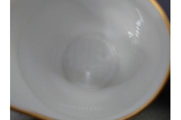 大倉陶園(OKURA、OAC)　オールド大倉　ゴールドライン　ティーカップ&ソーサー　食卓に上品な雰囲気を与えるシュガーポット&クリーマー&C&Sセット(ミルクポット、ミルクジャー、金彩、ボウル、ボンボン入れ)(R-081307)