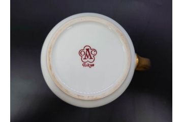 大倉陶園(OKURA、OAC)　オールド大倉　ゴールドライン　ティーカップ&ソーサー　食卓に上品な雰囲気を与えるシュガーポット&クリーマー&C&Sセット(ミルクポット、ミルクジャー、金彩、ボウル、ボンボン入れ)(R-081307)