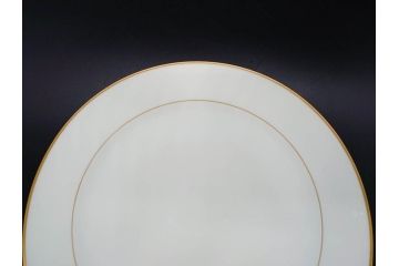 大倉陶園(OKURA、OAC)　オールド大倉　ゴールドライン　上品な雰囲気が魅力のプレート3枚セット(金彩、白磁、洋食器、中皿)(R-081309)
