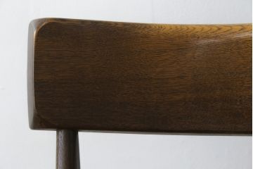 中古　ナラ材　柏木工(KASHIWA)　WILDERNESS(ウィルダネス)　木の温かみある風合いが魅力的なダイニングチェア(板座チェア、イス、椅子)(R-081311)