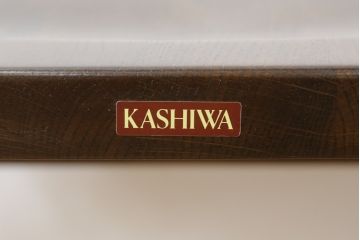 中古　ナラ材　柏木工(KASHIWA)　WILDERNESS(ウィルダネス)　木の温かみある風合いが魅力的なダイニングチェア(板座チェア、イス、椅子)(R-081311)