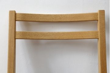 中古　短期展示品　美品　ヤクモ家具製作所　オーク材　シンプルチェア(SC40RO)　クッションタイプ　ナチュラルな風合いが優しい印象のチェア(ダイニングチェア、椅子、イス)(R-081313)
