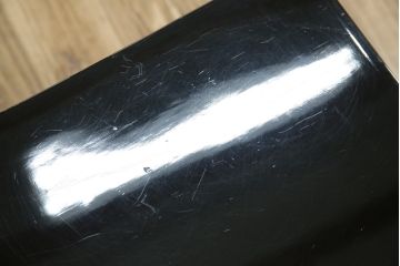 中古　美品　韓国民芸家具　孔雀　鳳凰(ホウオウ)　花鳥図　繊細な螺鈿(ラデン)細工が美しく描かれたローボード(テレビ台、収納棚、戸棚、リビングボード)(R-081318)