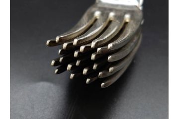 ビンテージ　イギリス　SHEFFIELD ENGLAND　EPNS A1　持ち手の繊細な細工が美しいカトラリーセット72点(ヴィンテージ、シェフィールド、ナイフ、フォーク、スプーン、洋食器、収納袋付き、英国)(R-081324)