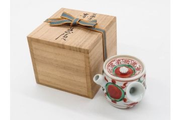 須田菁華　九谷焼　呉須赤絵　赤玉　鮮やかな色合いに気分も華やぐ急須(花、和食器、水注、茶道具、煎茶、茶器、水指、水差、共箱付き、ウコン布付き)(R-081325)