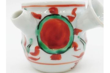 須田菁華　九谷焼　呉須赤絵　赤玉　鮮やかな色合いに気分も華やぐ急須(花、和食器、水注、茶道具、煎茶、茶器、水指、水差、共箱付き、ウコン布付き)(R-081325)