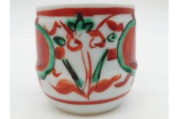 須田菁華　九谷焼　呉須赤絵　赤玉　鮮やかな色合いに気分も華やぐ急須(花、和食器、水注、茶道具、煎茶、茶器、水指、水差、共箱付き、ウコン布付き)(R-081325)