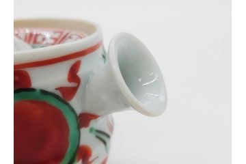 須田菁華　九谷焼　呉須赤絵　赤玉　鮮やかな色合いに気分も華やぐ急須(花、和食器、水注、茶道具、煎茶、茶器、水指、水差、共箱付き、ウコン布付き)(R-081325)