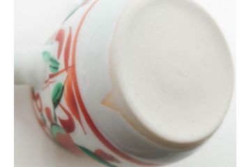 須田菁華　九谷焼　呉須赤絵　赤玉　鮮やかな色合いに気分も華やぐ急須(花、和食器、水注、茶道具、煎茶、茶器、水指、水差、共箱付き、ウコン布付き)(R-081325)