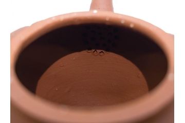 人間国宝　三代 山田常山　常滑焼　梨皮朱泥　匠の鮮やかな技が見事な茶注(急須、茶道具、水注、煎茶、茶器、水指、水差、ウコン布付き、共箱付き)(R-081326)