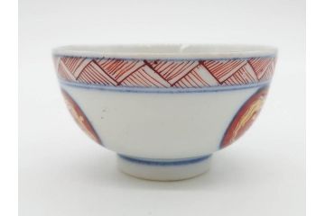 江戸期　大明年製　古伊万里　染付　色絵　豊かな色彩が魅力の湯呑み3客セット(龍、竜、花、金彩、湯のみ、ぐい呑み、煎茶、茶器、和食器)(R-081327)