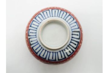 江戸期　古伊万里　赤絵　金彩　鮮やかな色彩が目を引く湯呑み5客セット(鳳凰、松竹梅、湯のみ、ぐい呑み、煎茶、茶器、和食器)(R-081328)