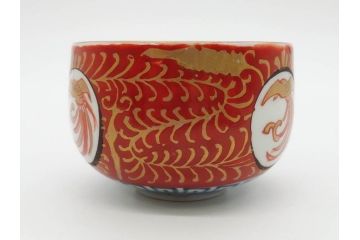 江戸期　古伊万里　赤絵　金彩　鮮やかな色彩が目を引く湯呑み5客セット(鳳凰、松竹梅、湯のみ、ぐい呑み、煎茶、茶器、和食器)(R-081328)