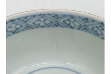 江戸期　古伊万里　赤絵　金彩　鮮やかな色彩が目を引く湯呑み5客セット(鳳凰、松竹梅、湯のみ、ぐい呑み、煎茶、茶器、和食器)(R-081328)
