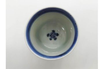 江戸期　古伊万里　染付　松竹梅　蛸唐草　細かなデザインが美しい猪口5客セット(竹筒形、蕎麦猪口、酒器、おちょこ、御猪口、湯呑み、湯のみ、和食器)(R-081329)
