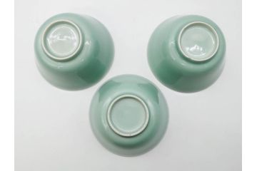 江戸期　古伊万里　青磁　染付　約12cm　3.9寸　爽やかな色合いが美しい蓋付き茶碗3客セット(菱文様、植物、蓋茶碗、どんぶり、和食器、三寸九分)(R-081330)