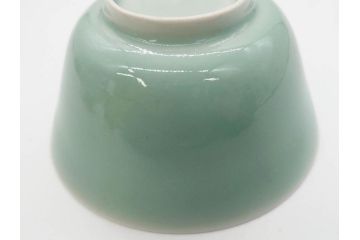 江戸期　古伊万里　青磁　染付　約12cm　3.9寸　爽やかな色合いが美しい蓋付き茶碗3客セット(菱文様、植物、蓋茶碗、どんぶり、和食器、三寸九分)(R-081330)