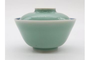 江戸期　古伊万里　青磁　染付　約12cm　3.9寸　爽やかな色合いが美しい蓋付き茶碗3客セット(菱文様、植物、蓋茶碗、どんぶり、和食器、三寸九分)(R-081330)