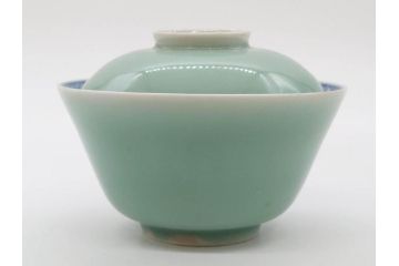 江戸期　古伊万里　青磁　染付　約12cm　3.9寸　爽やかな色合いが美しい蓋付き茶碗3客セット(菱文様、植物、蓋茶碗、どんぶり、和食器、三寸九分)(R-081330)