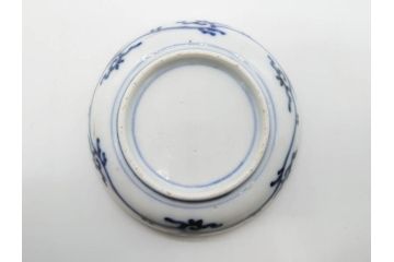 江戸期　古伊万里　赤絵　金彩　約12cm　3.9寸　食卓を華やいだ雰囲気に演出する小皿5枚セット(寿字、菊唐草文、吉祥文様、銘々皿、和皿、和食器、三寸九分)(R-081331)