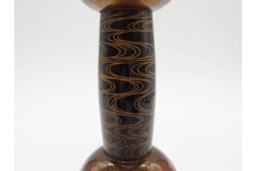 時代物　和楽器　優雅なデザインが見事な小鼓(梨地、金蒔絵、桜、紅葉、花、流水文様、木製、漆、つづみ、鼓胴、革一組2枚、調緒2本組、横調べ、縦調べ、小締、和楽器、打楽器、雅楽、能楽)(R-081334)