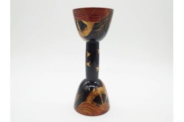 時代物　和楽器　気品を感じる小鼓(金蒔絵、水車、千鳥、木製、漆、つづみ、鼓胴、革一組2枚、調緒2本組、横調べ、縦調べ、小締、打楽器、雅楽、能楽)(R-081335)