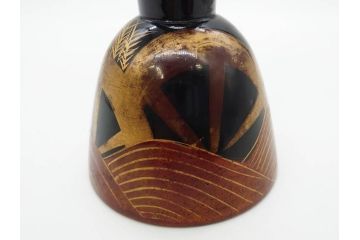 時代物　和楽器　気品を感じる小鼓(金蒔絵、水車、千鳥、木製、漆、つづみ、鼓胴、革一組2枚、調緒2本組、横調べ、縦調べ、小締、打楽器、雅楽、能楽)(R-081335)