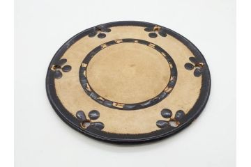 時代物　和楽器　気品を感じる小鼓(金蒔絵、水車、千鳥、木製、漆、つづみ、鼓胴、革一組2枚、調緒2本組、横調べ、縦調べ、小締、打楽器、雅楽、能楽)(R-081335)