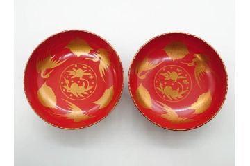 時代物　上手　輪島塗　朱塗　蒔絵　木製　優美なお椀8客セット(鶴、桃、雲、金彩、深皿、漆器、漆芸、和食器)(R-081336)