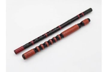 時代物　龍笛　和の雰囲気漂う笛2点セット(能管?、篠笛?、民謡、歌舞伎、雅楽、横笛、和楽器)(R-081337)