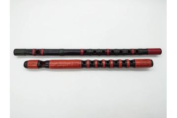 時代物　龍笛　和の雰囲気漂う笛2点セット(能管?、篠笛?、民謡、歌舞伎、雅楽、横笛、和楽器)(R-081337)