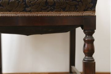和製アンティーク　カバ(樺)材　大正ロマン　クラシカルな佇まいが魅力的な古い洋館のチェア(ダイニングチェア、椅子、イス)(R-081343)