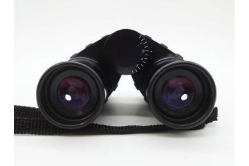 ドイツ　ZEISS　カールツァイス　8×30B　双眼鏡(West Germany、西ドイツ、T*、アウトドア、観察、旅行、ケース付き)(R-081348)