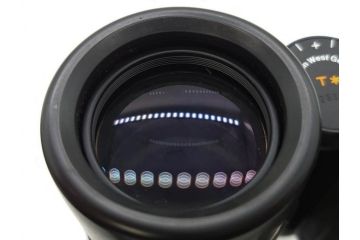 ドイツ　ZEISS　カールツァイス　8×30B　双眼鏡(West Germany、西ドイツ、T*、アウトドア、観察、旅行、ケース付き)(R-081348)