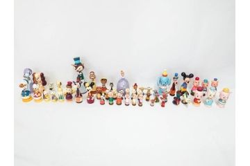 ビンテージ　ディズニー　心が和むまんがこけし52点セット(ヴィンテージ、木製人形、ミッキー、シンデレラ、ダンボ、わんわん物語、ピノキオ、ドナルド、デイジー、三匹の子ぶた)(R-081349)