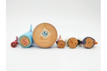 ビンテージ　ディズニー　心が和むまんがこけし52点セット(ヴィンテージ、木製人形、ミッキー、シンデレラ、ダンボ、わんわん物語、ピノキオ、ドナルド、デイジー、三匹の子ぶた)(R-081349)