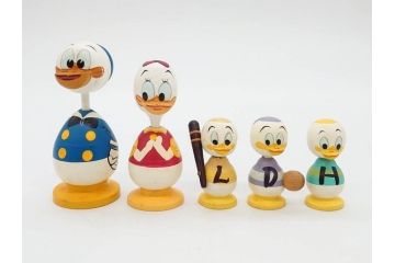 ビンテージ　ディズニー　心が和むまんがこけし52点セット(ヴィンテージ、木製人形、ミッキー、シンデレラ、ダンボ、わんわん物語、ピノキオ、ドナルド、デイジー、三匹の子ぶた)(R-081349)