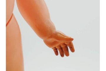 不二家　マスダヤ　木製台座　高さ 約38cm　レトロな雰囲気のペコちゃん人形(着せ替え、首振り、増田屋、玩具)(R-081350)