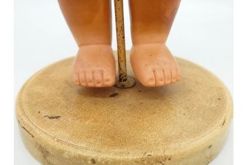 不二家　マスダヤ　木製台座　高さ 約38cm　レトロな雰囲気のペコちゃん人形(着せ替え、首振り、増田屋、玩具)(R-081350)