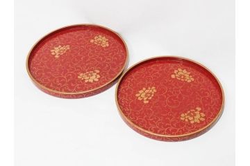 輪島塗　蒔絵　朱塗　雅な佇まいの丸盆2枚セット(お盆、トレイ、トレー、金彩、花唐草、漆器、漆芸)(R-081351)