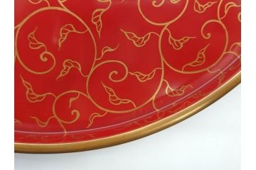 輪島塗　蒔絵　朱塗　雅な佇まいの丸盆2枚セット(お盆、トレイ、トレー、金彩、花唐草、漆器、漆芸)(R-081351)